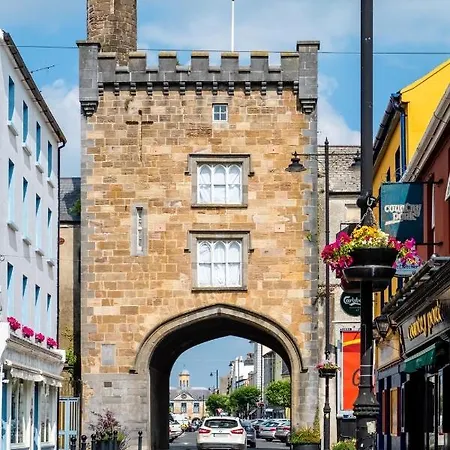 Befani's Mediterranean Restaurant & Townhouse