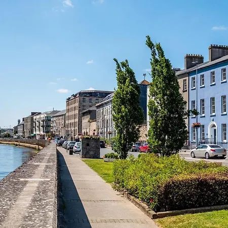 Befani's Mediterranean Restaurant & Townhouse